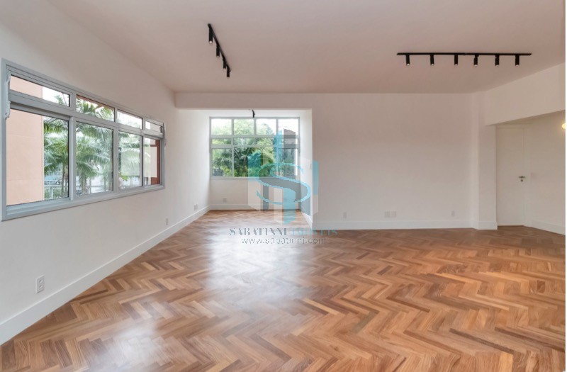 Apartamento à venda com 3 quartos, 200m² - Foto 3