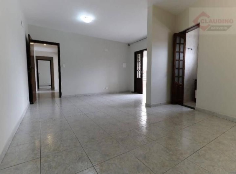 Casa à venda com 3 quartos, 330m² - Foto 12