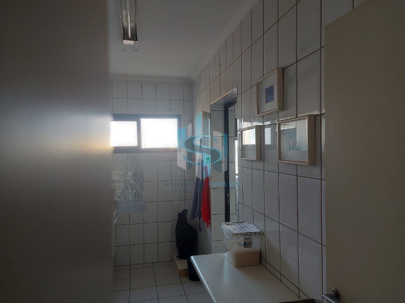 Apartamento à venda com 2 quartos, 61m² - Foto 11