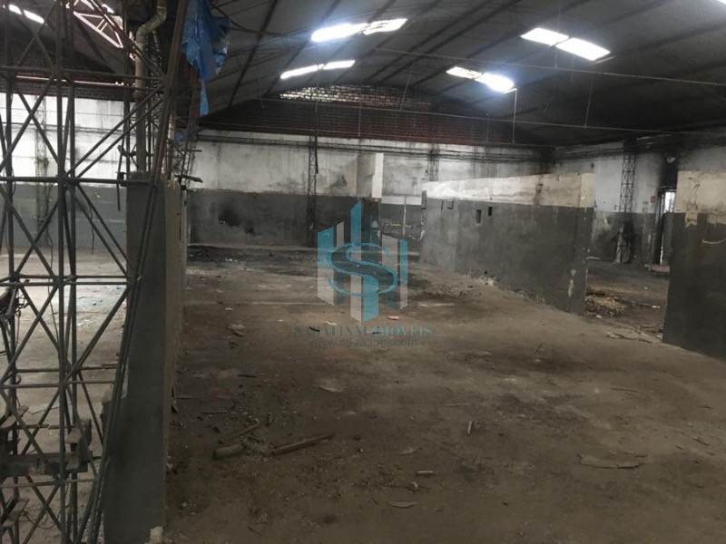 Depósito-Galpão-Armazém à venda e aluguel, 1230m² - Foto 1