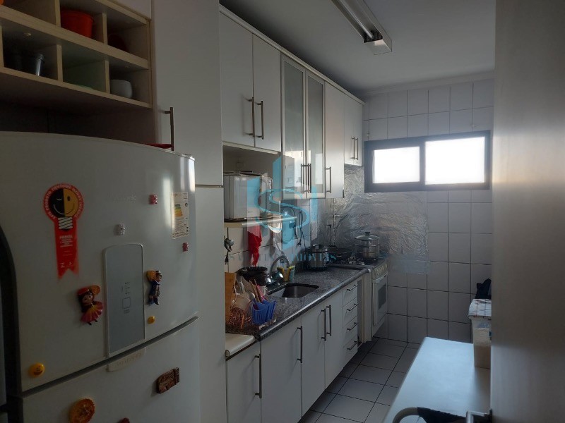 Apartamento à venda com 2 quartos, 61m² - Foto 9