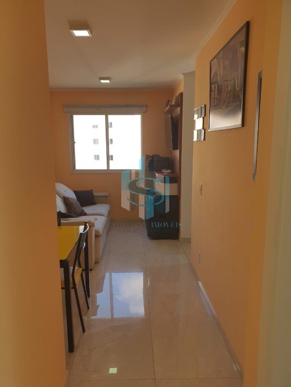 Apartamento à venda com 2 quartos, 43m² - Foto 2