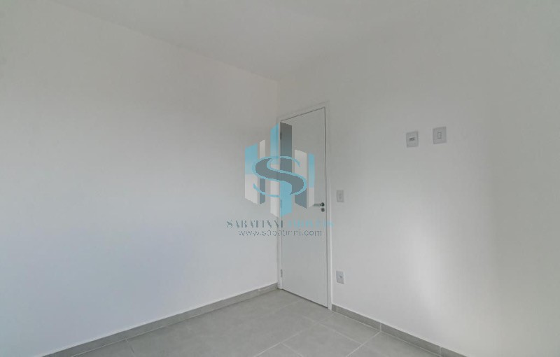 Apartamento à venda com 2 quartos, 39m² - Foto 4