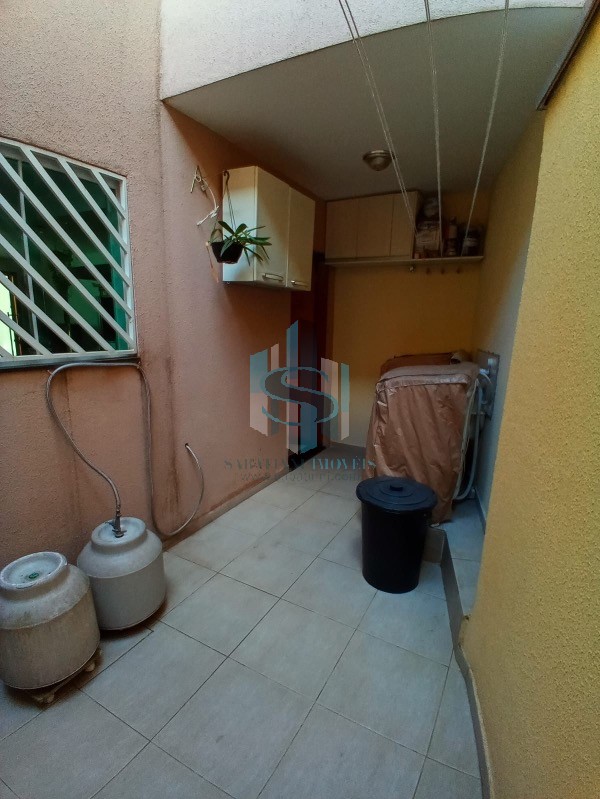 Casa à venda com 3 quartos, 100m² - Foto 27