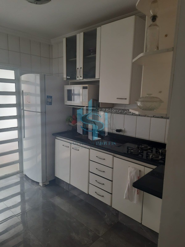 Casa à venda com 5 quartos, 252m² - Foto 5