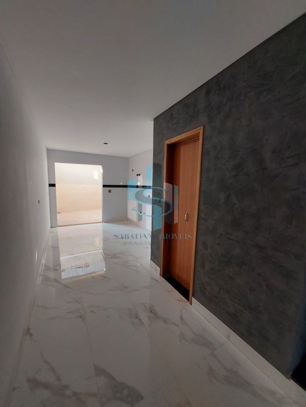 Casa à venda com 3 quartos, 108m² - Foto 4