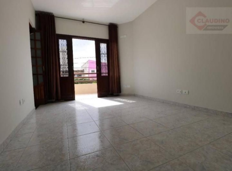 Casa à venda com 3 quartos, 330m² - Foto 13