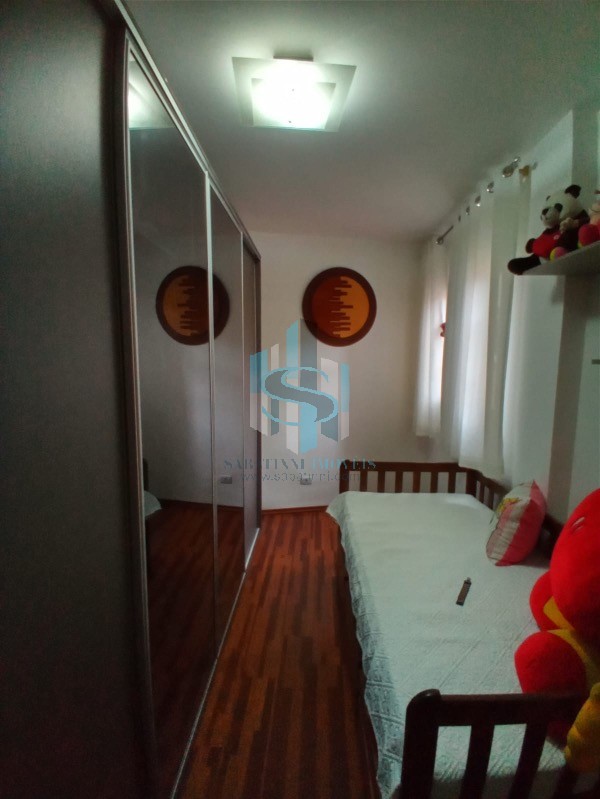 Casa à venda com 3 quartos, 100m² - Foto 18