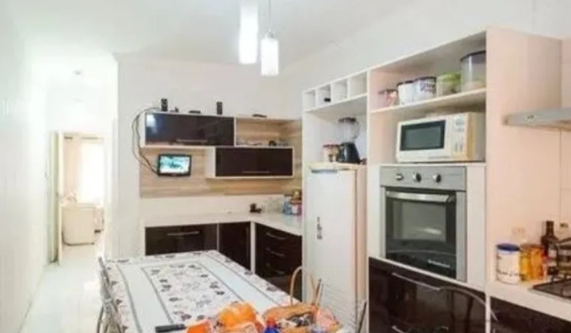 Casa à venda com 3 quartos, 200m² - Foto 6