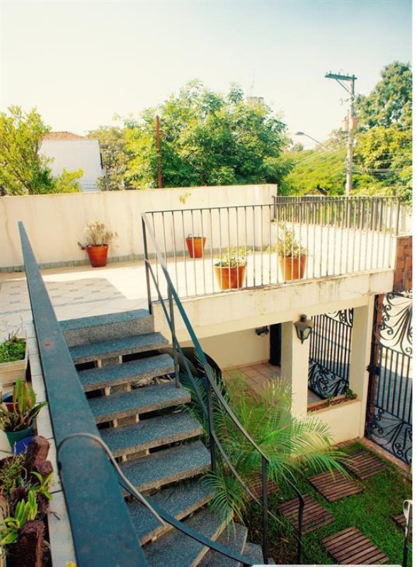 Casa à venda com 3 quartos, 200m² - Foto 4