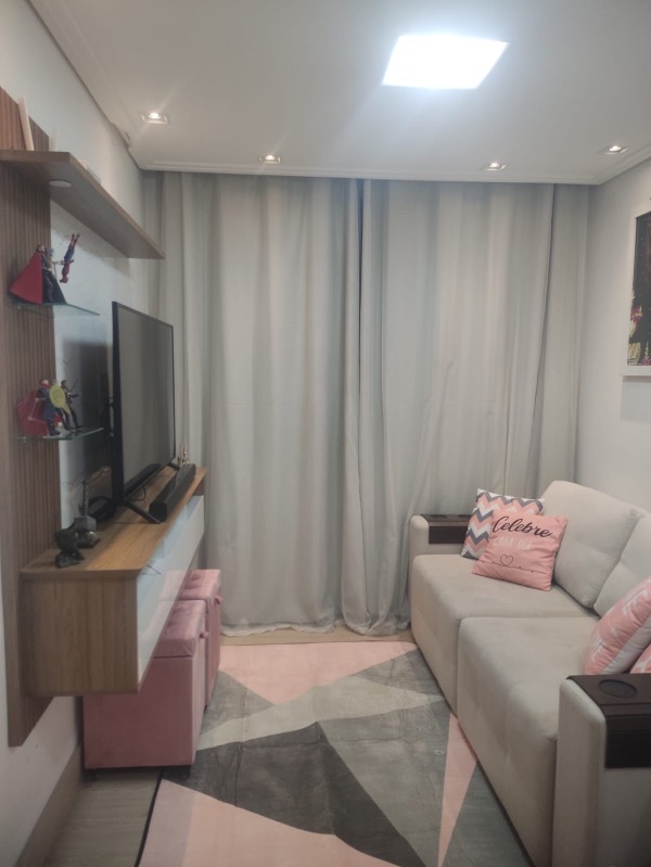 Apartamento à venda com 2 quartos, 47m² - Foto 2