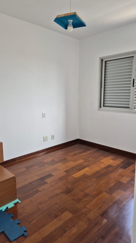 Apartamento à venda com 2 quartos, 60m² - Foto 15