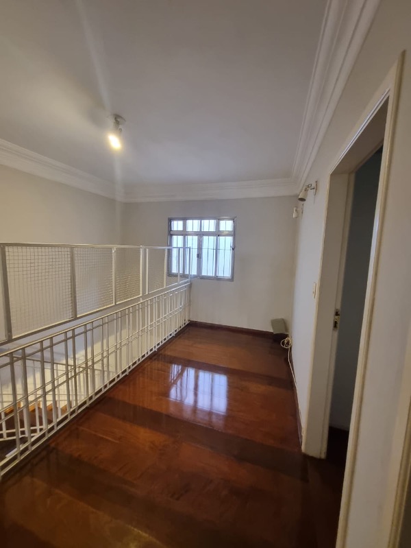 Casa à venda com 3 quartos, 500m² - Foto 21