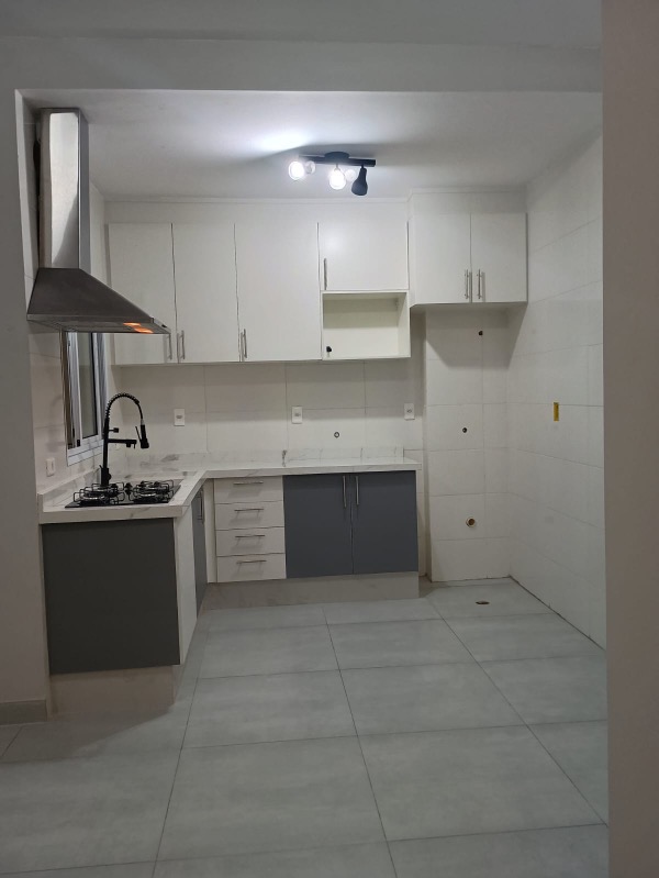 Apartamento à venda com 3 quartos, 70m² - Foto 10