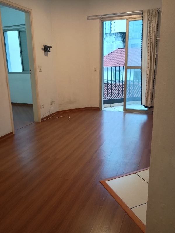 Apartamento à venda com 1 quarto, 30m² - Foto 1