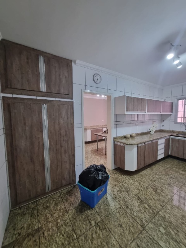 Casa à venda com 3 quartos, 500m² - Foto 10