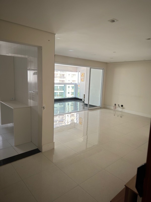 Apartamento à venda com 2 quartos, 91m² - Foto 1