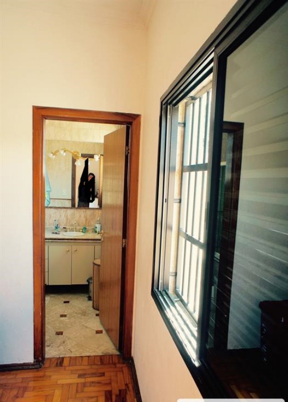 Casa à venda com 3 quartos, 200m² - Foto 17