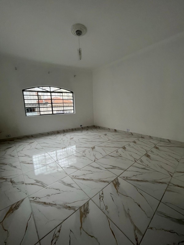 Casa à venda com 3 quartos, 150m² - Foto 8