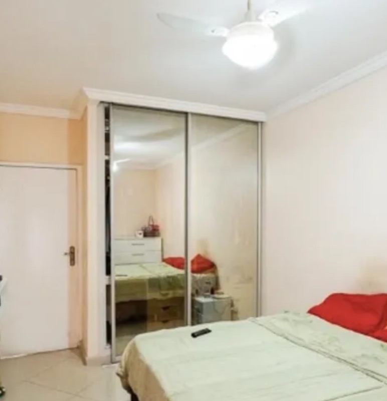 Casa à venda com 3 quartos, 200m² - Foto 14