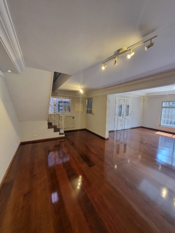 Casa à venda com 3 quartos, 500m² - Foto 6