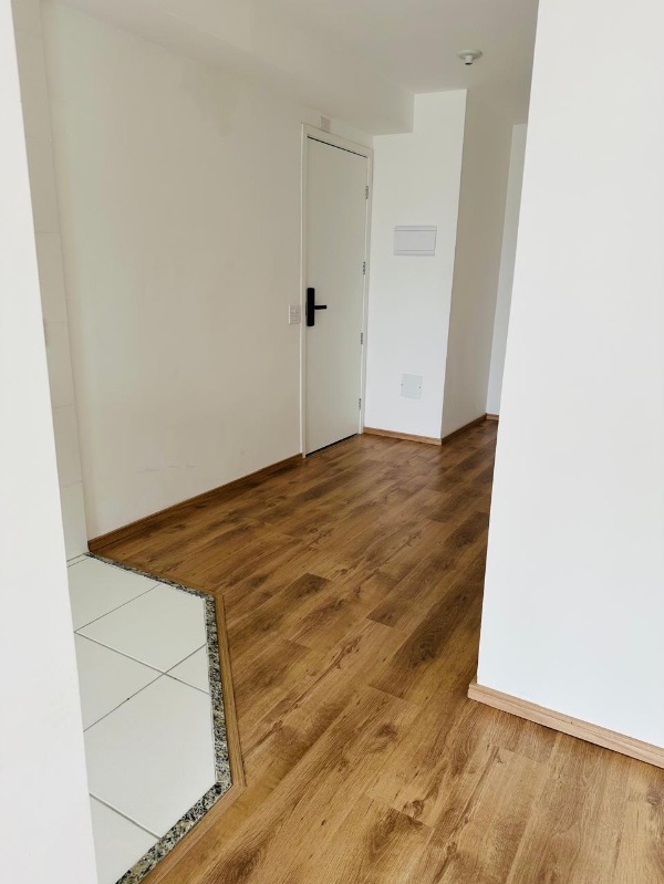 Apartamento à venda com 3 quartos, 65m² - Foto 4