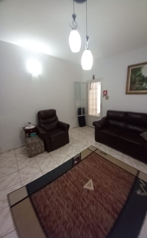 Casa à venda com 3 quartos, 160m² - Foto 2