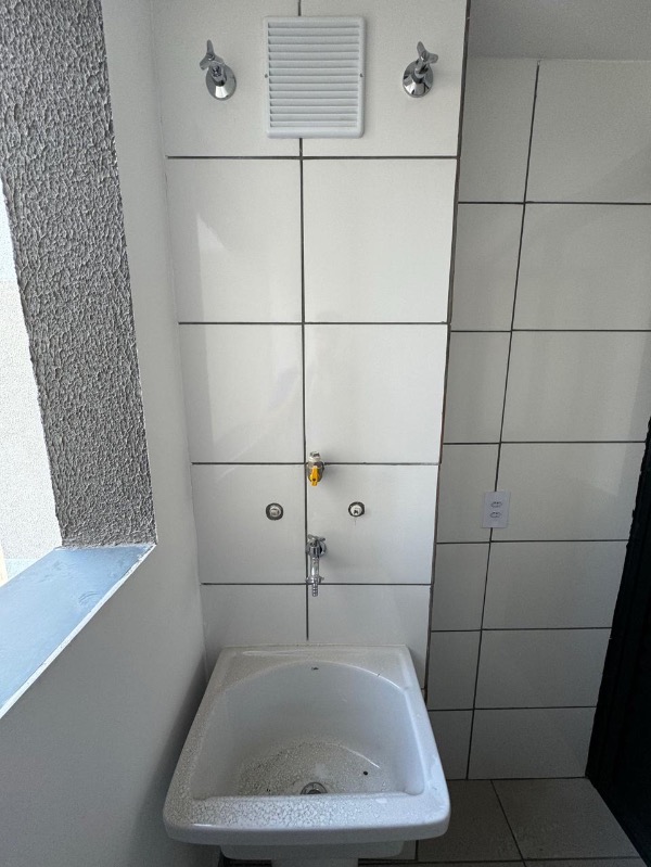 Apartamento à venda com 2 quartos, 42m² - Foto 18