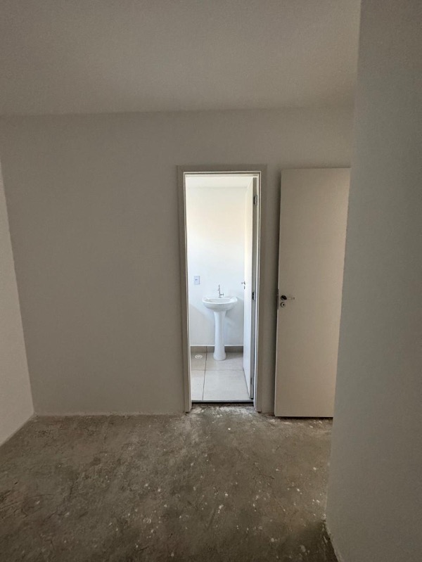 Apartamento à venda com 2 quartos, 42m² - Foto 15