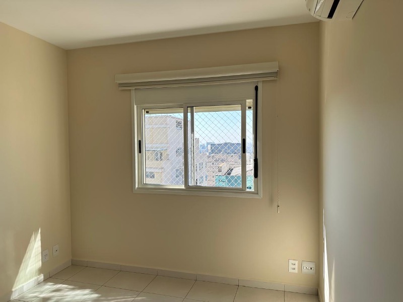 Apartamento à venda com 2 quartos, 74m² - Foto 12