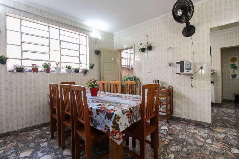 Casa à venda com 4 quartos, 160m² - Foto 25