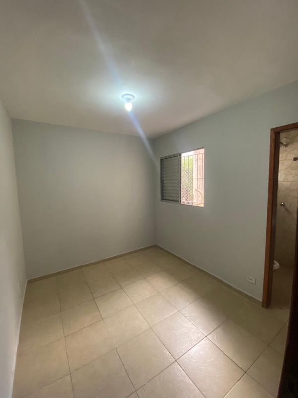 Casa à venda com 2 quartos, 54m² - Foto 5