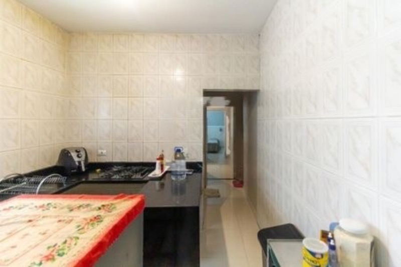 Casa à venda com 2 quartos, 140m² - Foto 4