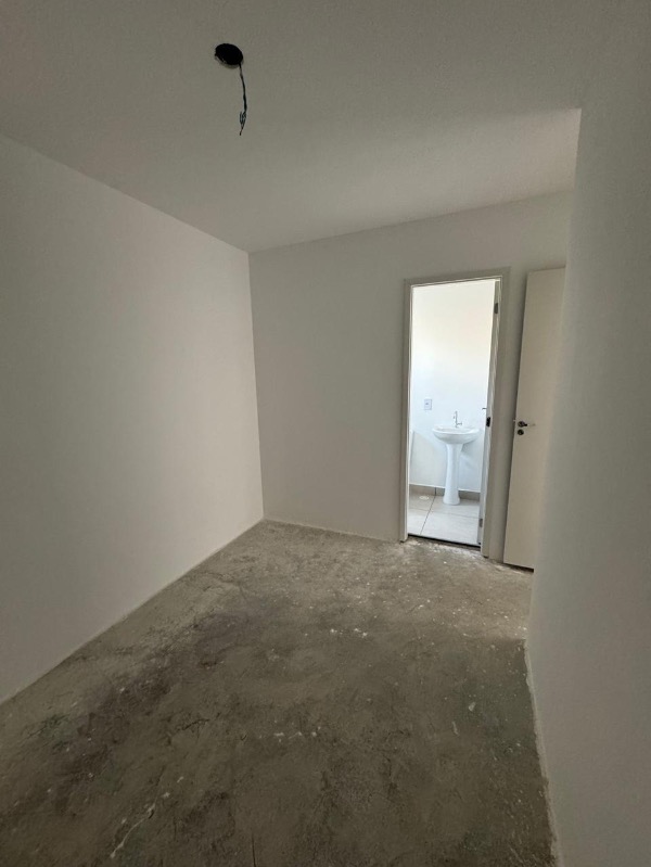 Apartamento à venda com 2 quartos, 42m² - Foto 25