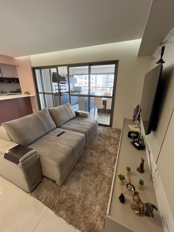 Apartamento à venda com 3 quartos, 121m² - Foto 3