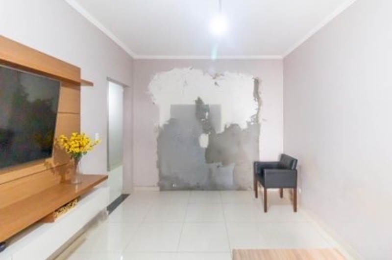 Casa à venda com 2 quartos, 140m² - Foto 3