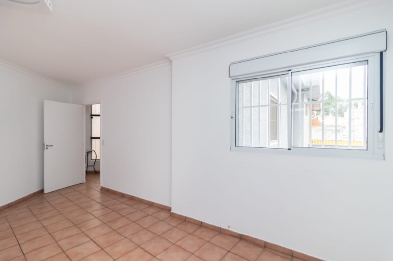 Casa à venda com 2 quartos, 400m² - Foto 4