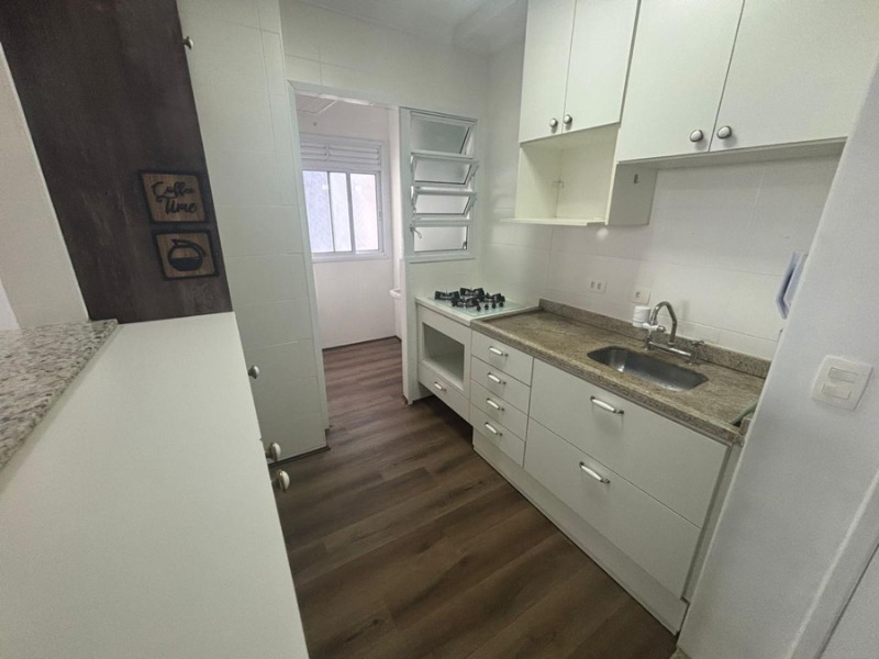 Apartamento à venda com 2 quartos, 52m² - Foto 4