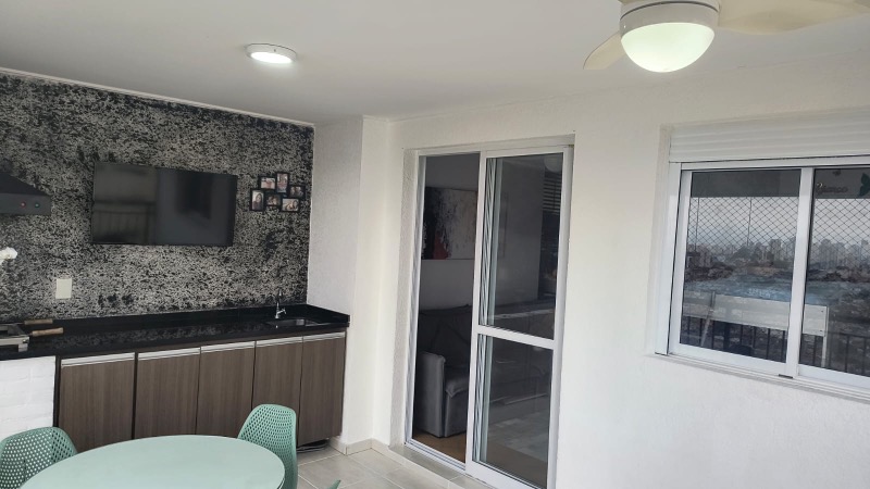 Apartamento à venda com 2 quartos, 67m² - Foto 5