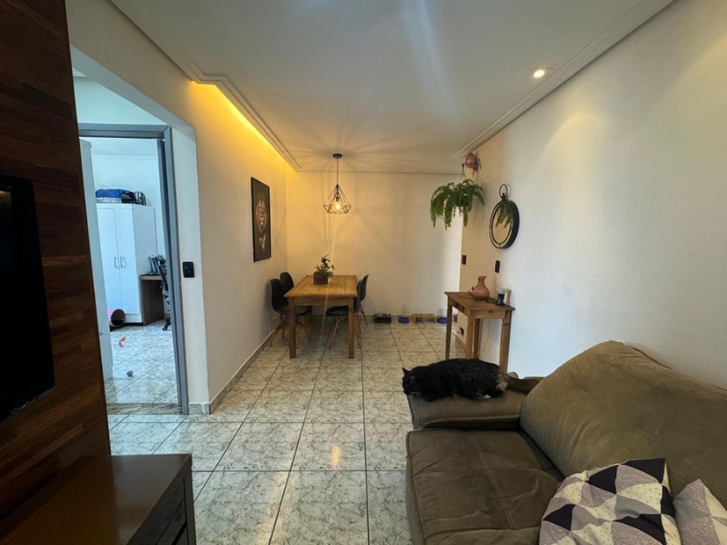 Apartamento à venda com 2 quartos, 52m² - Foto 2