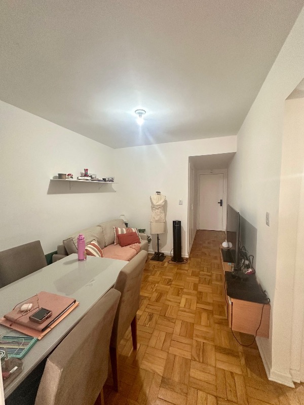 Apartamento à venda com 1 quarto, 37m² - Foto 1