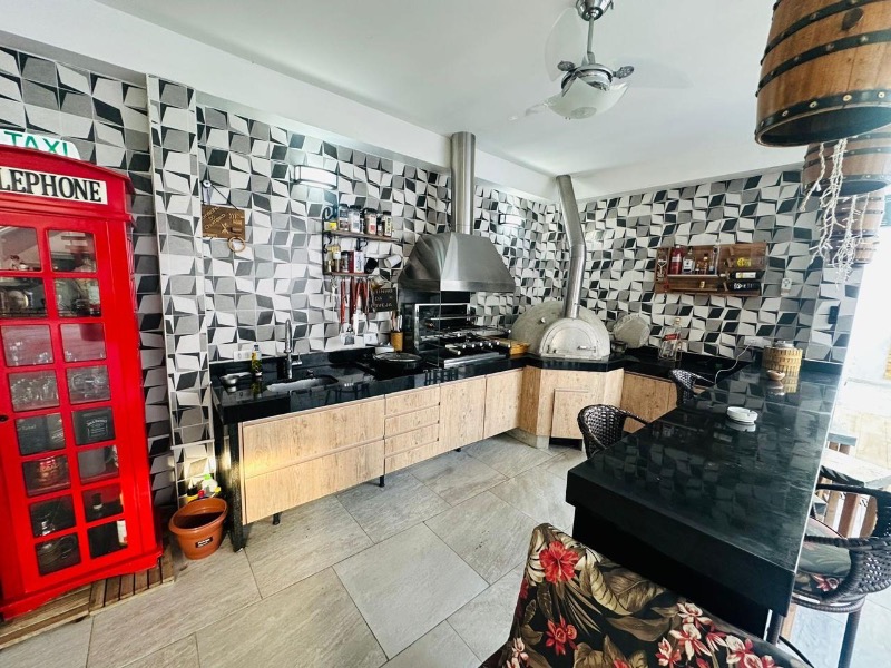 Casa, 3 quartos, 226 m² - Foto 8