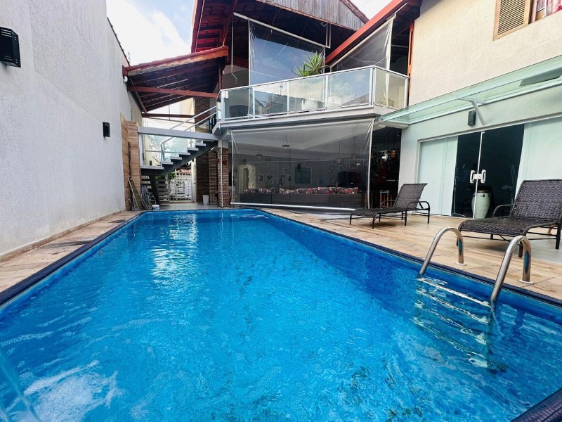 Casa, 3 quartos, 226 m² - Foto 11