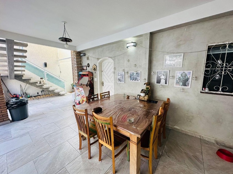 Casa, 3 quartos, 226 m² - Foto 6