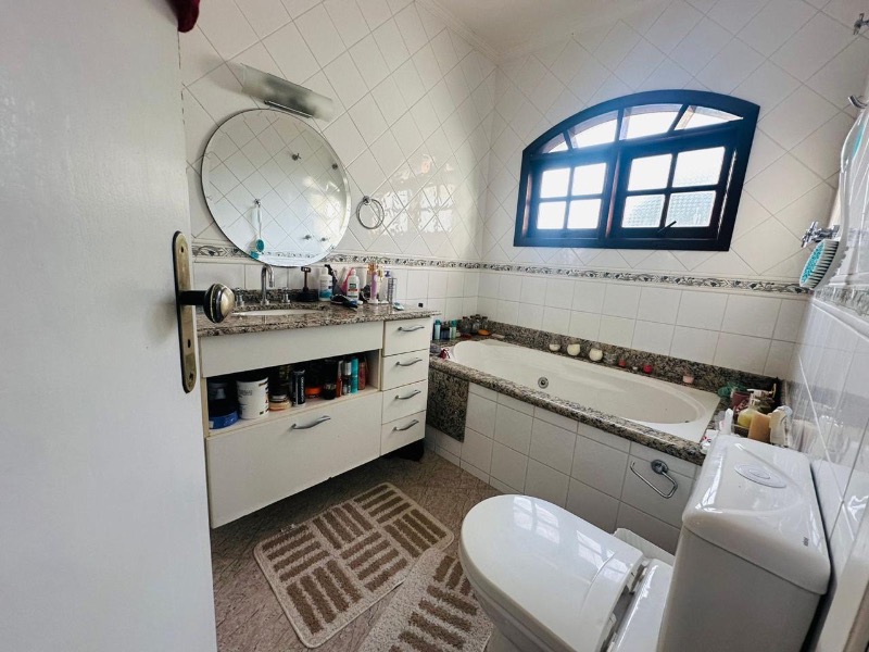 Casa, 3 quartos, 226 m² - Foto 28