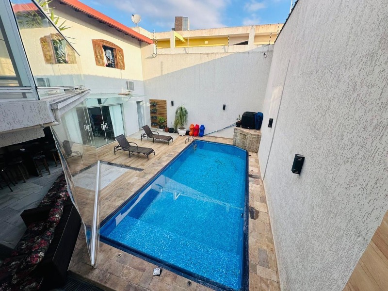 Casa, 3 quartos, 226 m² - Foto 14