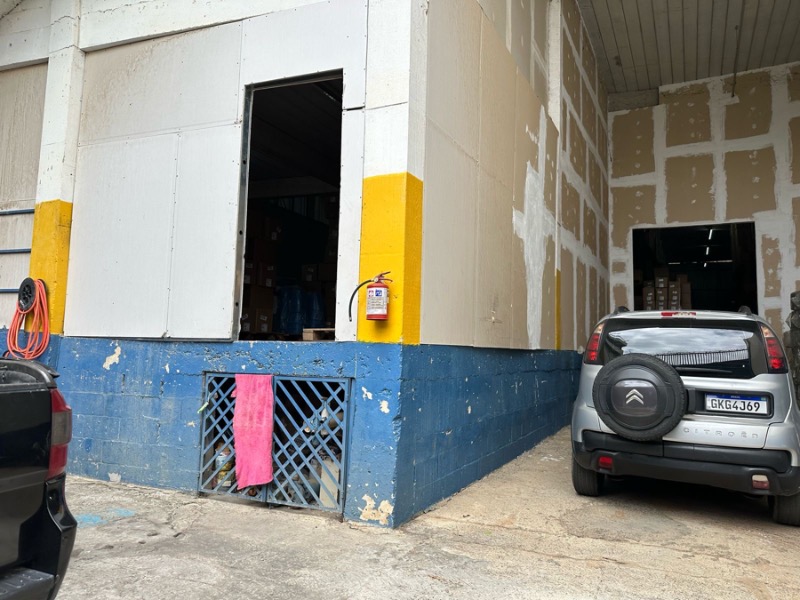 Depósito-Galpão, 3500 m² - Foto 2
