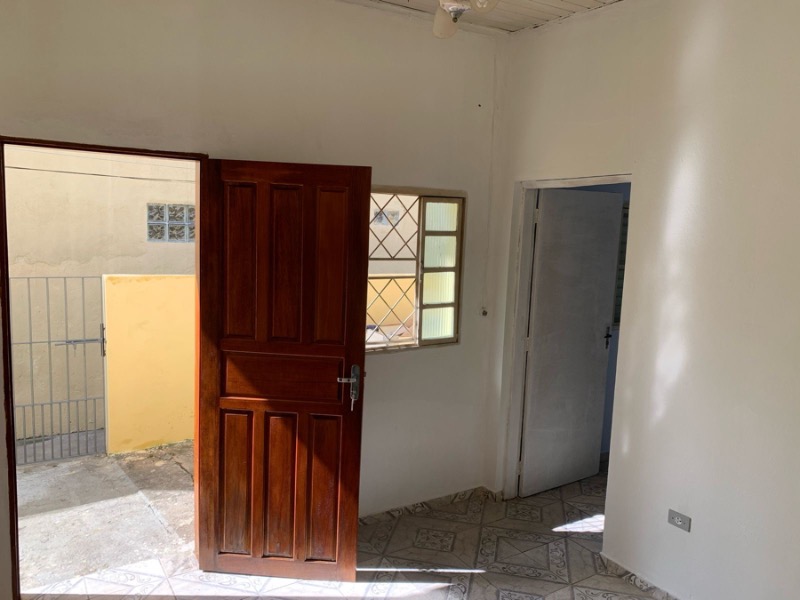 Casa, 1 quarto, 90 m² - Foto 2