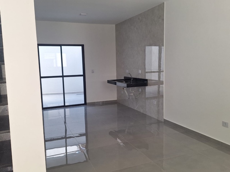 Casa, 3 quartos, 106 m² - Foto 2