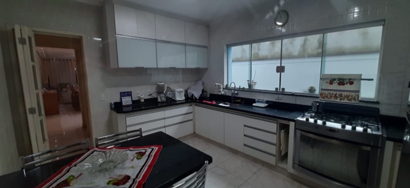 Casa, 4 quartos, 220 m² - Foto 9
